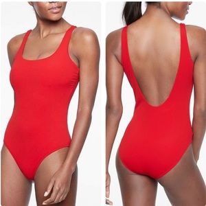🇺🇸 NWT Athleta Scoop One Piece (RED)